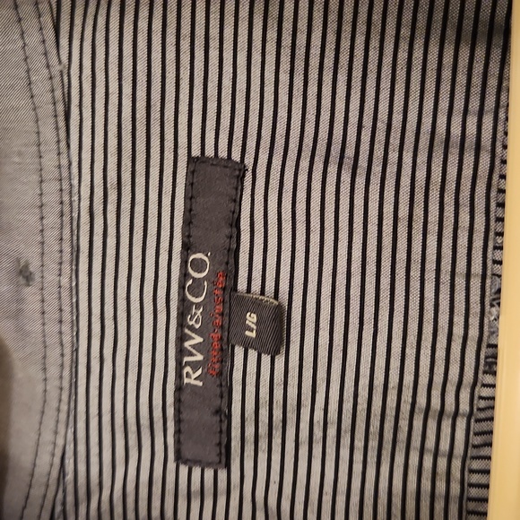 RW & CO Men's Button Down Shirt - Picture 2 of 6